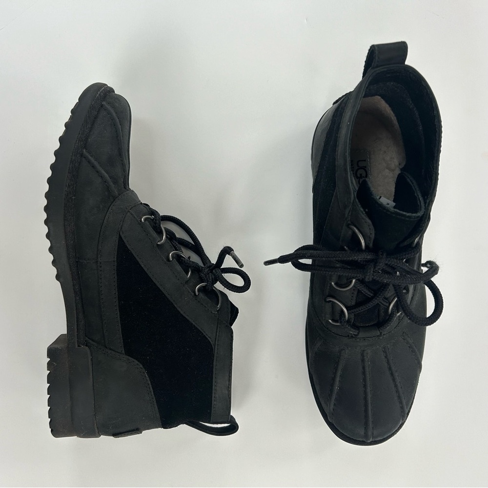 UGG Women’s Heather Black Suede Ankle Boots, size 9